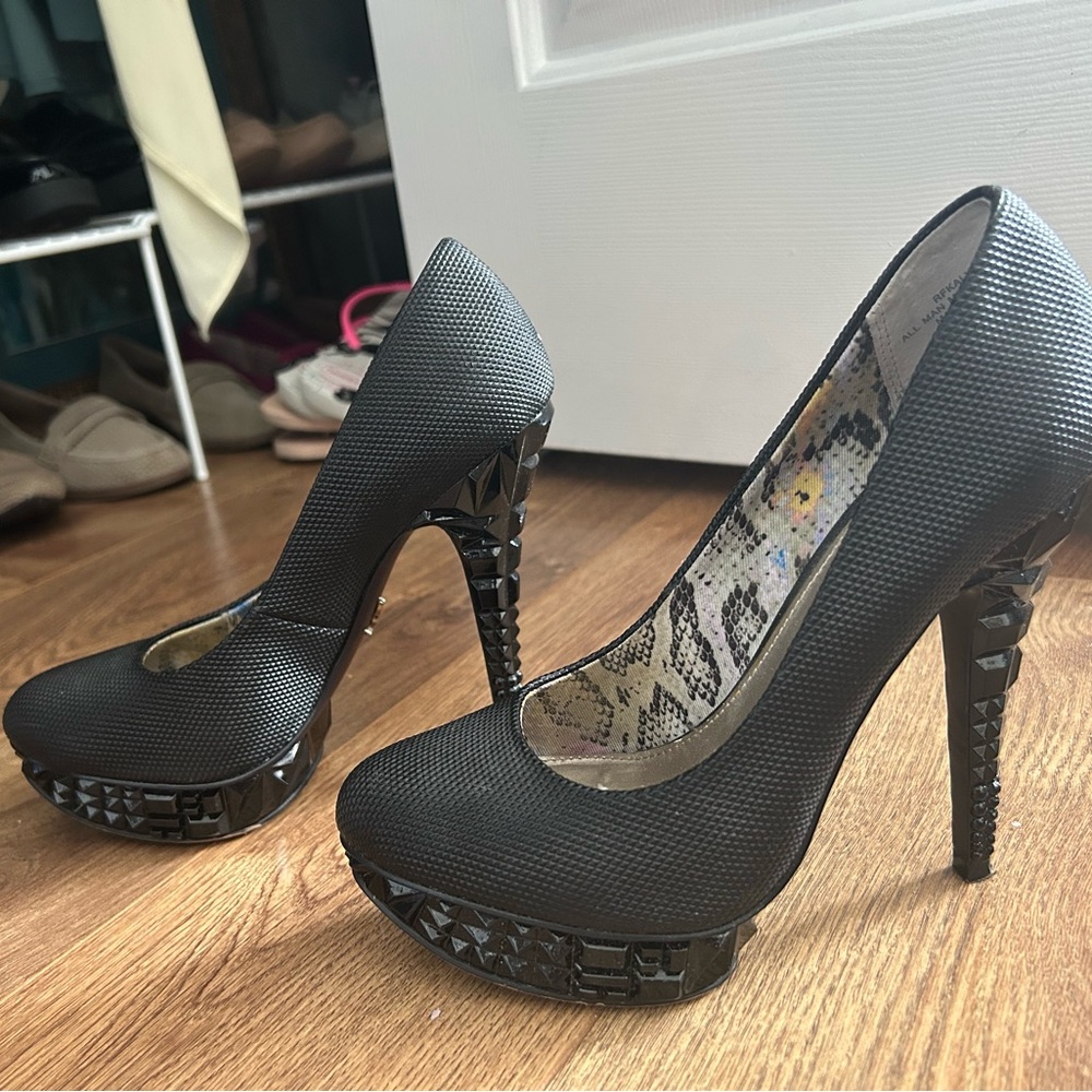 Rachel Roy high heel - Used clearly, but still fabulous and iconic shoes! - Picture 4 of 9